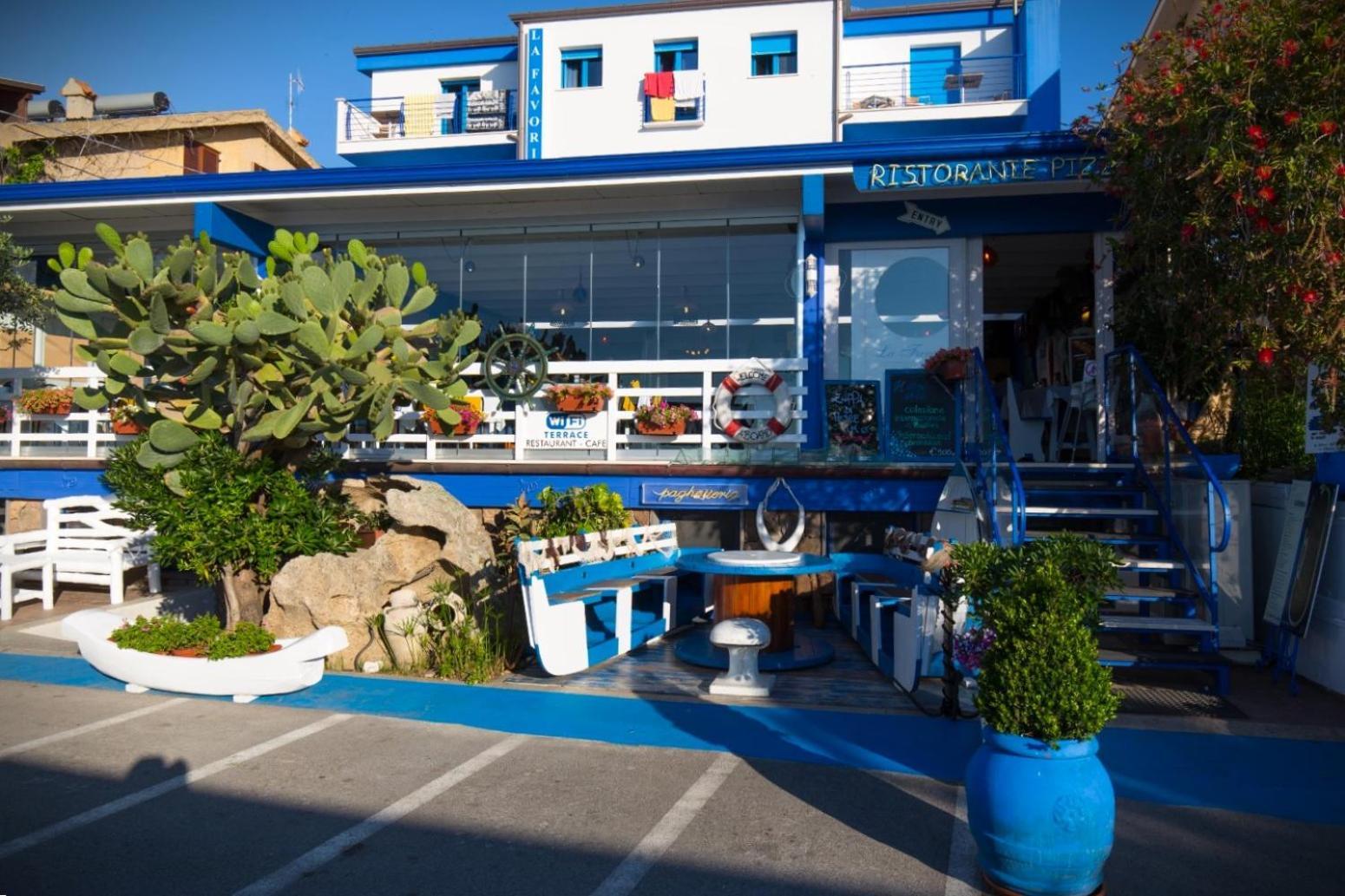 La Favorita Hotel Cala Gonone Εξωτερικό φωτογραφία